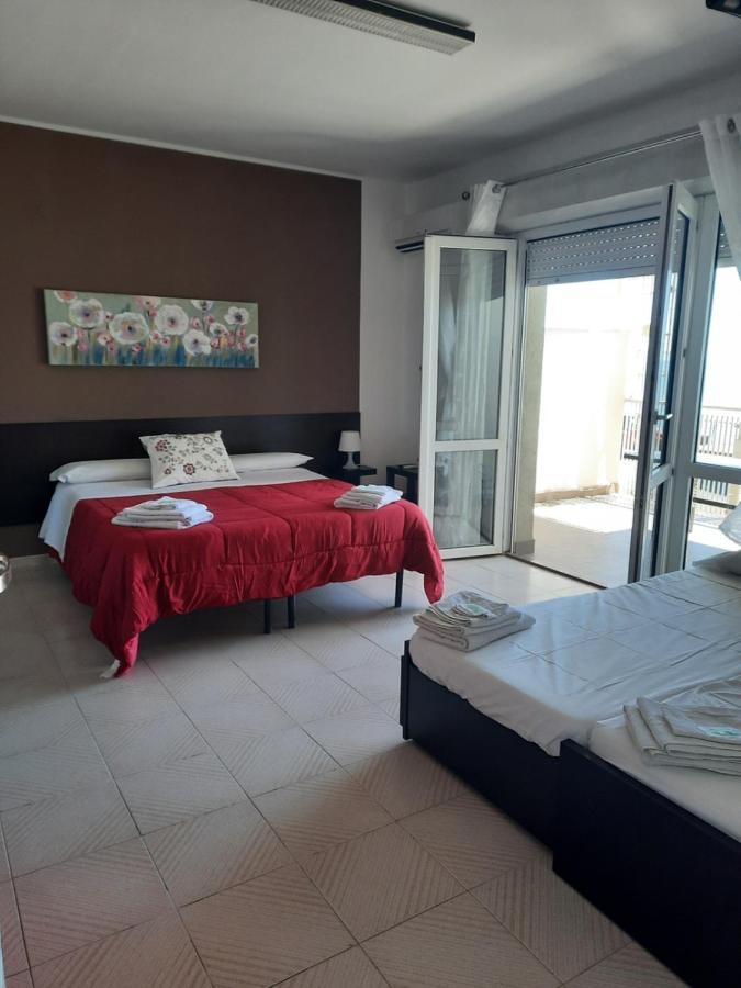 Marina D'Agro Residence Santa Teresa Di Riva Exteriör bild