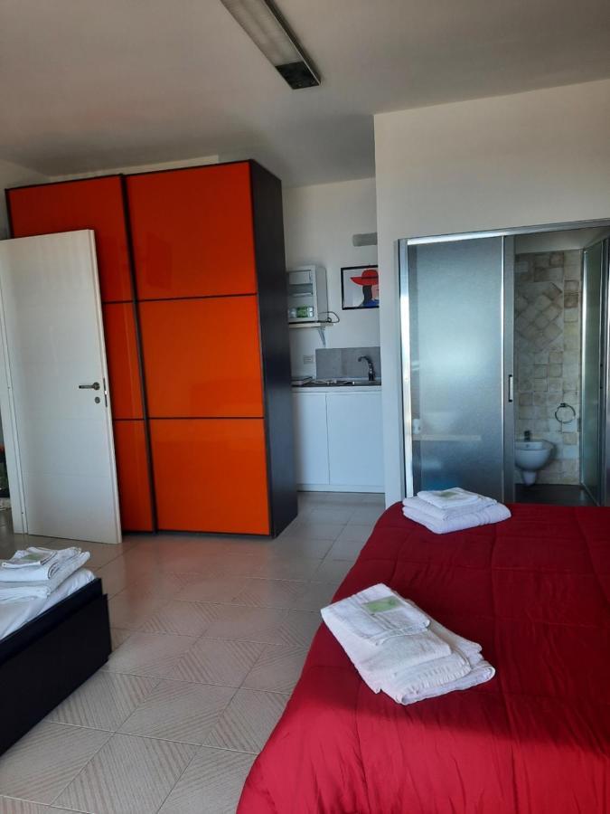 Marina D'Agro Residence Santa Teresa Di Riva Exteriör bild